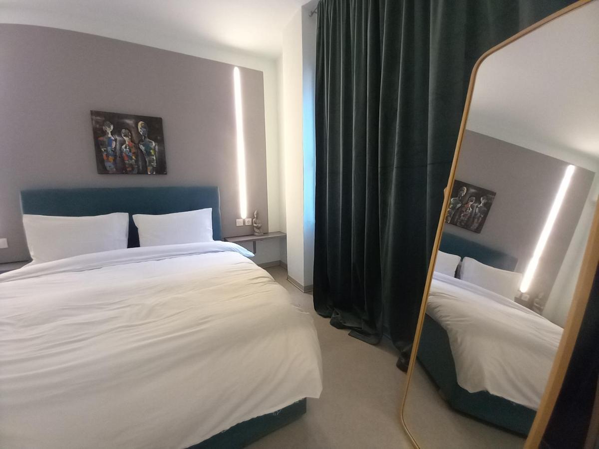 Apollonas - 1br Lux - Tsimiski Ladadika - Explore Center By Foot - Close To Aristotelous Square Thessaloniki